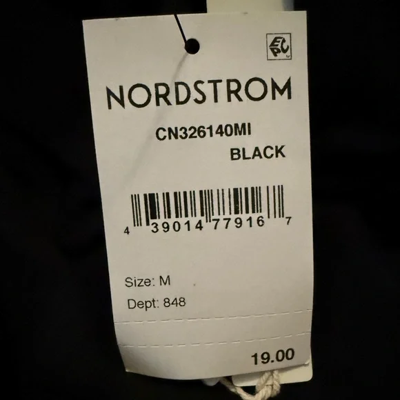 NWT, Women’s Black Short Sleeved Tee - Picture 2 of 2